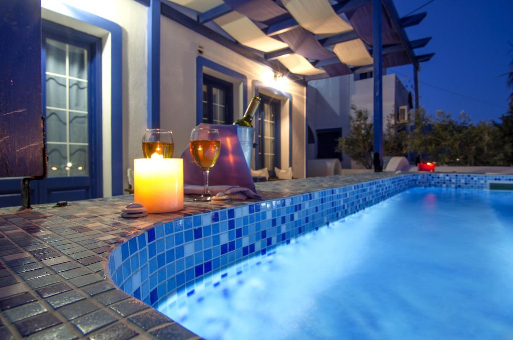 White & Blue Apartment เปริโวลอส ภายนอก รูปภาพ